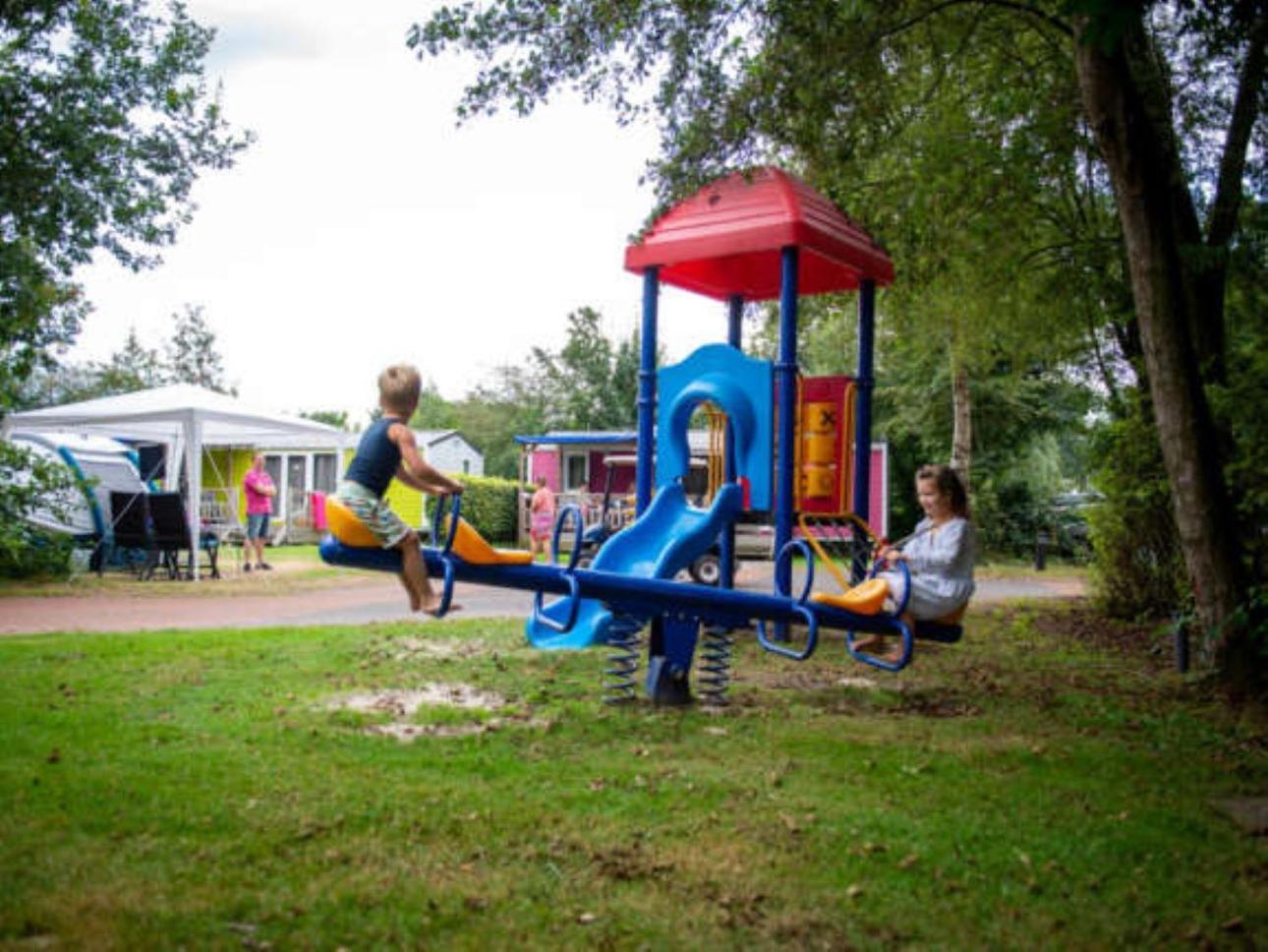 Вилла Kajuit423 6Pers 5Sterren Vakantiepark Bergumermeer Aan Het Water In Friesland Met Zwembad Suameer Экстерьер фото